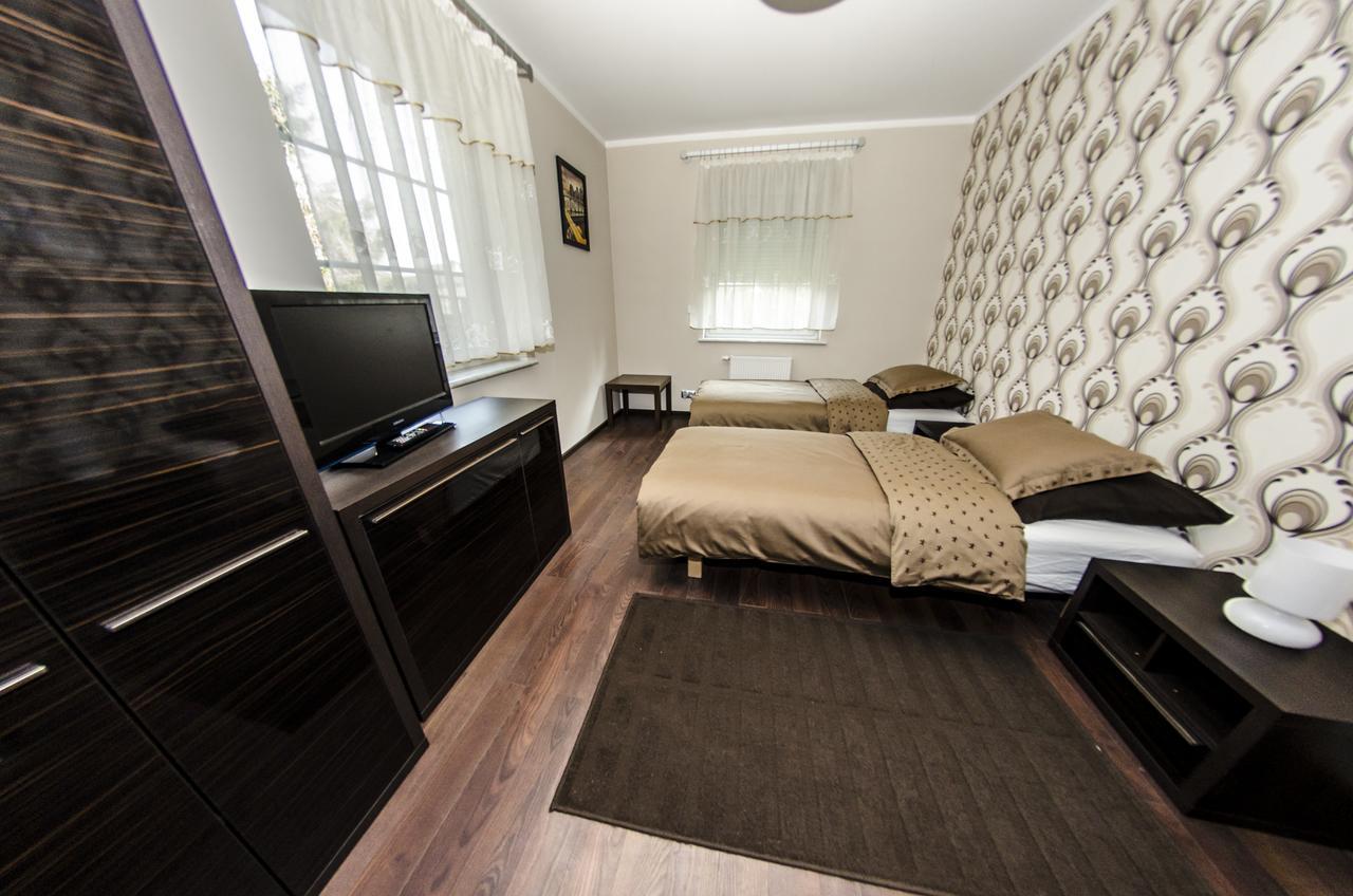 Villa Hof Любонь Екстер'єр фото